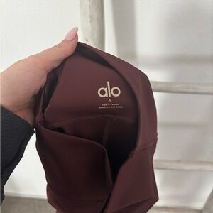 ALO Yoga Burgundy Leggings